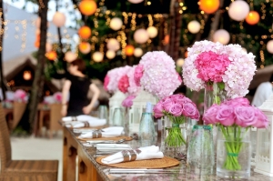 deorated wedding table with flowers